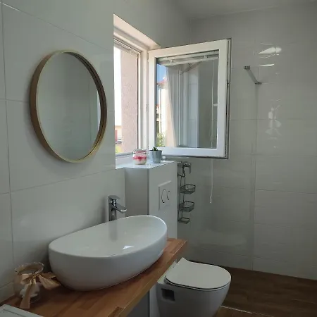 Botanica Apartment